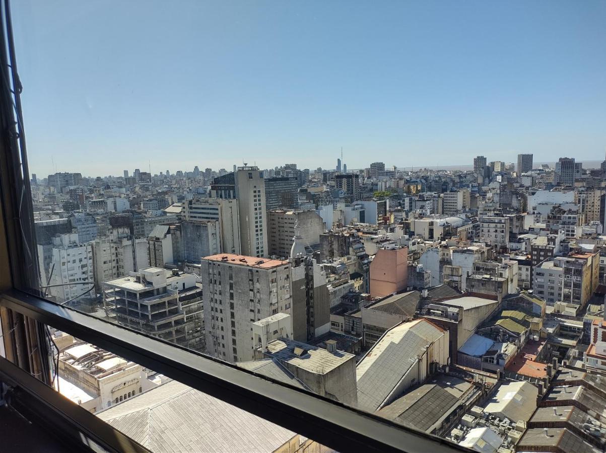 Calle Corrientes, mirada al río! Buenos Aires Exterior foto